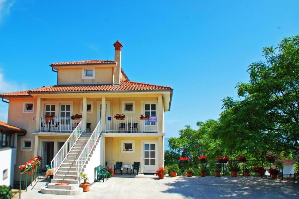 Apartments Kolmanic, Sea View, Free Privat Parking Ičići Exterior foto
